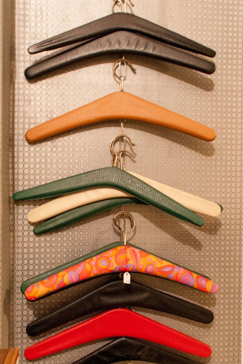 Ekstase Vintage Furniture Berlin Hanger